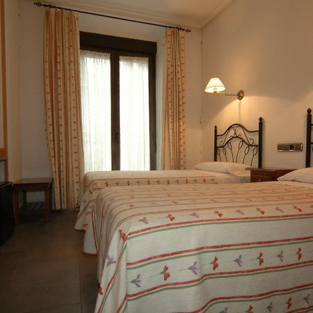 Hostal Ivor Madrid Exteriér fotografie