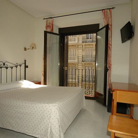 Hostal Ivor Madrid Exteriér fotografie