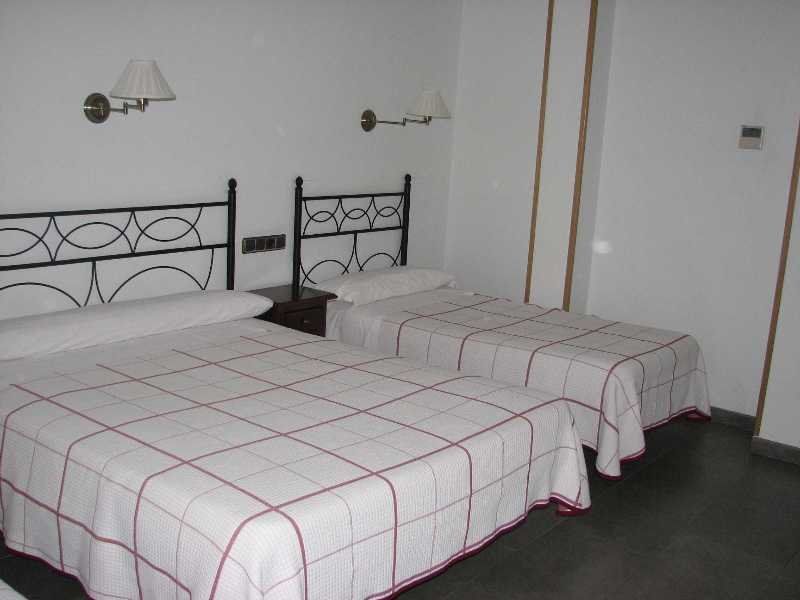 Hostal Ivor Madrid Exteriér fotografie